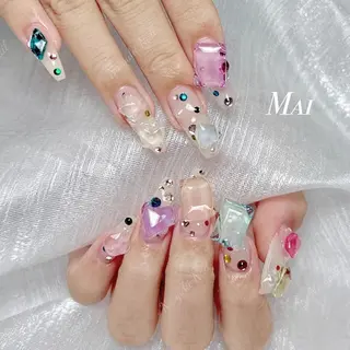 ネイル 🦋 Queenieのネイルデザイン