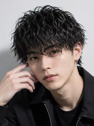 パーマ メンズ DEW 月子のヘアスタイル