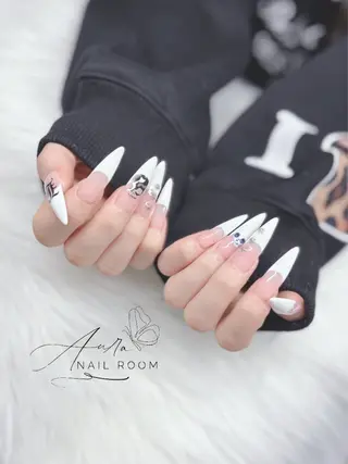 ネイル Aura Nail Roomのネイルデザイン