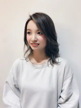 ミディアム 美髪矯正透明感カラー 江川 和輝のヘアスタイル