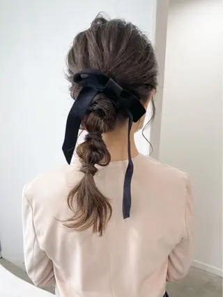ミディアム ヘアアレンジ kohana 🎀韓国ヘア🎀🤍のヘアスタイル