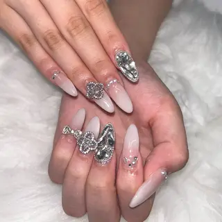 ネイル Hauʻoli nail 🤍のネイルデザイン