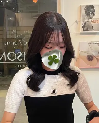 セミロング カラー nanami🏷🤎 ベージュのヘアスタイル