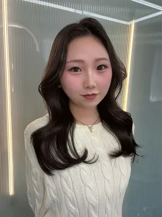 セミロング 楠田 美空のヘアスタイル
