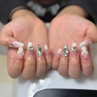 ネイル VAN NAIL 海老名展のネイルデザイン