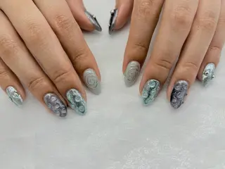 ネイル Regene NIHEIのネイルデザイン