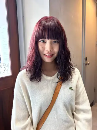 ミディアム ヒナノ/透明感カラー /似合わせカットのヘアスタイル