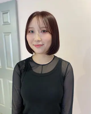 ミディアム カラー アオイ🩵レイヤー /柔らかカラーのヘアスタイル