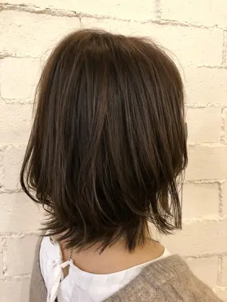 ミディアム 口コミ評価4.9⭐︎ カワナベ マサシのヘアスタイル