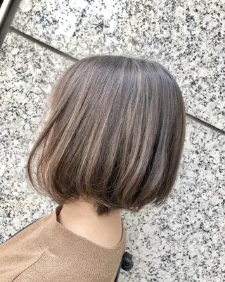 ミディアム カラー 平田 たかしのヘアスタイル