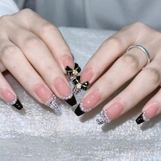 ネイル Queens テイのネイルデザイン