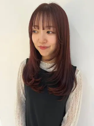 セミロング カラー ヘアアレンジ 暖色韓国ヘア🩷 Yuukaのヘアスタイル