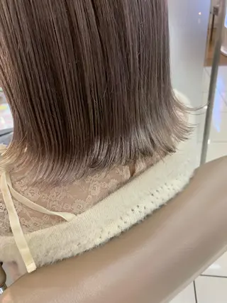 ミディアム カラー 羽エクステ🪽 🤍まき🤍のヘアスタイル