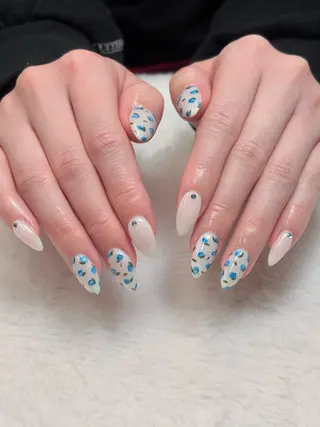 ネイル FlyingSeep 🫧Kaho🍒💟のネイルデザイン