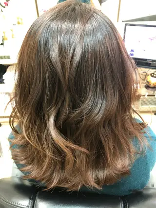 ミディアム 石塚 浩のヘアスタイル