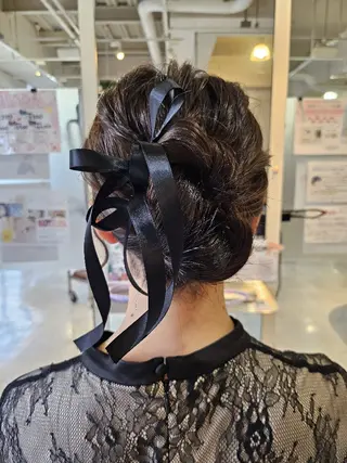 ミディアム ヘアアレンジ 岡田 奈々のヘアスタイル