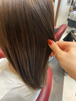 ミディアム 松本 沙良のヘアスタイル