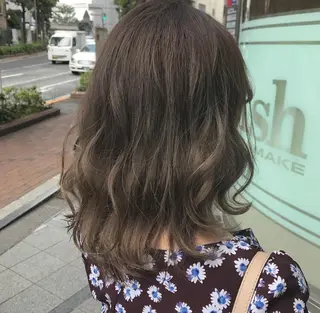 ロング カラー ヘアアレンジ 白髪ぼかしハイライト 茗荷谷駅徒歩2分のヘアスタイル