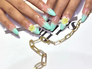 ネイル Mnailsalon フィルイン対応サロンのネイルデザイン