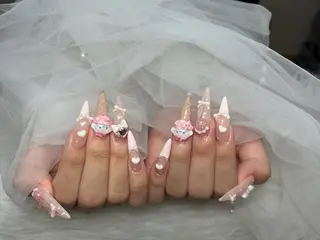 ネイル Cloudy Chan Nailのネイルデザイン
