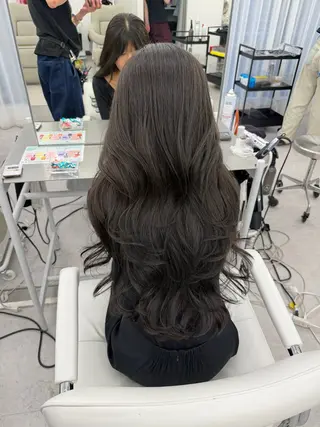 ロング カラー 顔まわりの神様✨ 透明感カラー藤嶋秀幸のヘアスタイル