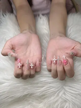 ネイル Lee Nailsのネイルデザイン