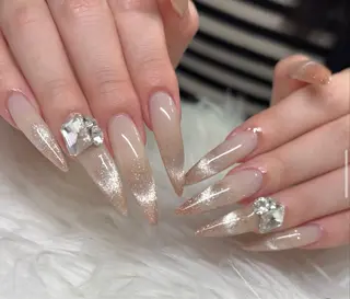 ネイル Lenie Nail Salonのネイルデザイン