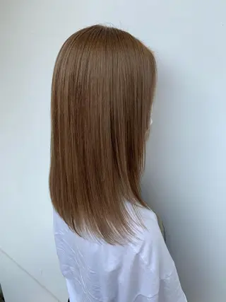 セミロング カラー ハイトーンカラー 🦋yuri🦋のヘアスタイル