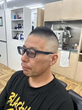 ショート メンズ トミオカ ⸌⍤⃝⸍のヘアスタイル
