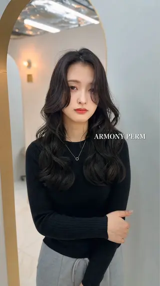 ロング パーマ 髪質改善 RYOのヘアスタイル