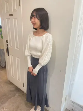 ショート カラー MIOベージュカラー 柔らかいカラーのヘアスタイル