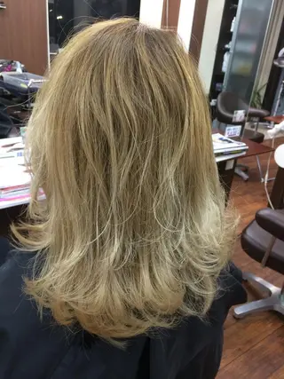 ミディアム カラー AN'TIA小作代表 ⭐︎kazuma⭐︎のヘアスタイル