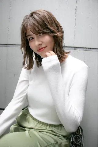 ミディアム 一ノ瀬 暁のヘアスタイル
