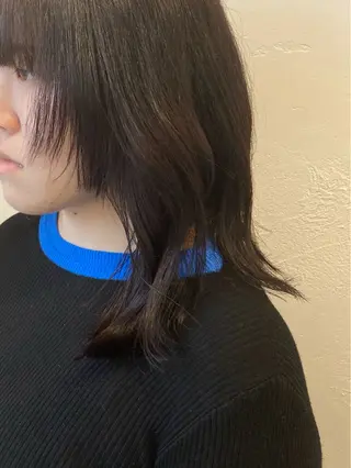 ミディアム カラー 靏 美咲のヘアスタイル