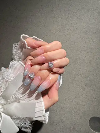 ネイル I-nailロング /ワンホン/キラキラのネイルデザイン