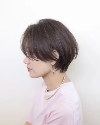 ショート カラー 間瀬玲央 ルプラボウ メンズ／ショートのヘアスタイル