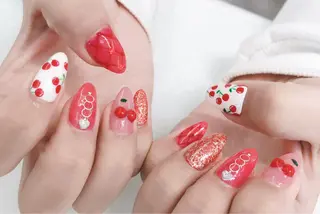 ネイル 吉田 (ネイリスト)のネイルデザイン