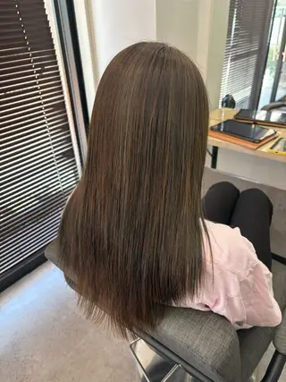 セミロング TELA HAIR 店長 塩田のヘアスタイル