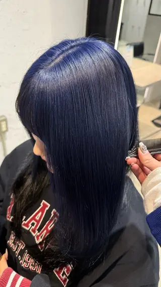 セミロング あんな🦋レイヤー カット/透明感カラーのヘアスタイル