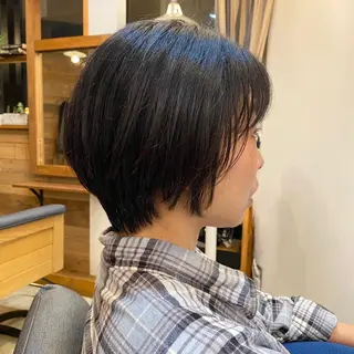 ショート 丸岡 美穂のヘアスタイル