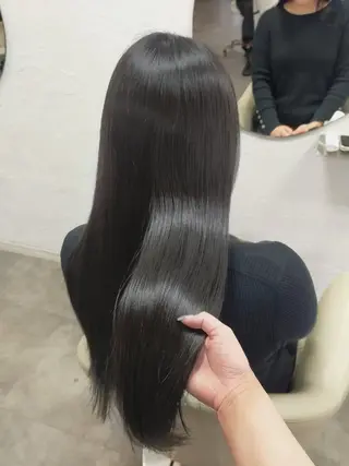ロング SiLO 🎀 𝕂𝕒𝕟𝕟𝕒のヘアスタイル