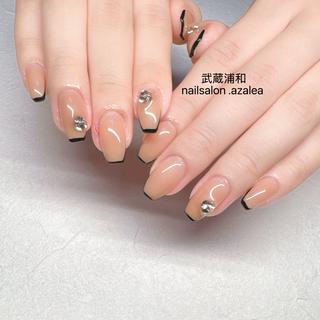 ネイル R inのネイルデザイン