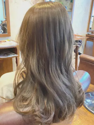 セミロング カラー マンツーマン 美容師💚コウブチのヘアスタイル