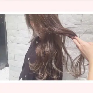 セミロング ロング カラー パーマ YUI𓍯ｴｸｽﾃ /ﾆｭｱﾝｽｶﾗｰのヘアスタイル