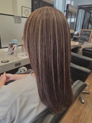 セミロング カラー 関口 友菜のヘアスタイル