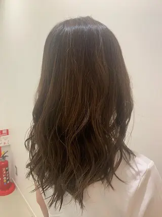 ロング パーマ 川上 美咲のヘアスタイル