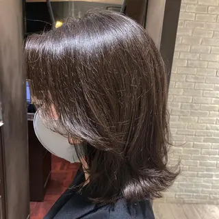 ミディアム 曲がる縮毛矯正 LIBER 岩名のヘアスタイル