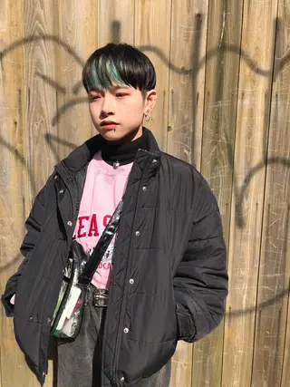 ショート カラー メンズ 山下 亮輔のヘアスタイル