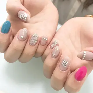 ネイル 板垣 綾乃のネイルデザイン