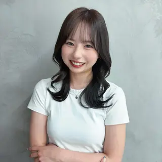 セミロング RIENS / くるみೀのヘアスタイル